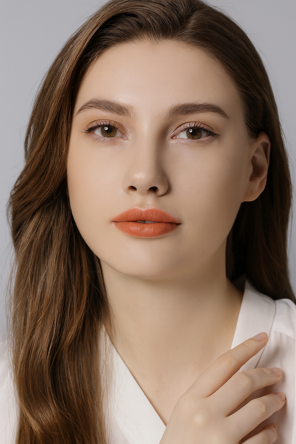 Panther brown contact lenses blending warm brown shades naturally